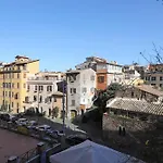 Gioiello Nel Cuore Di Trastevere