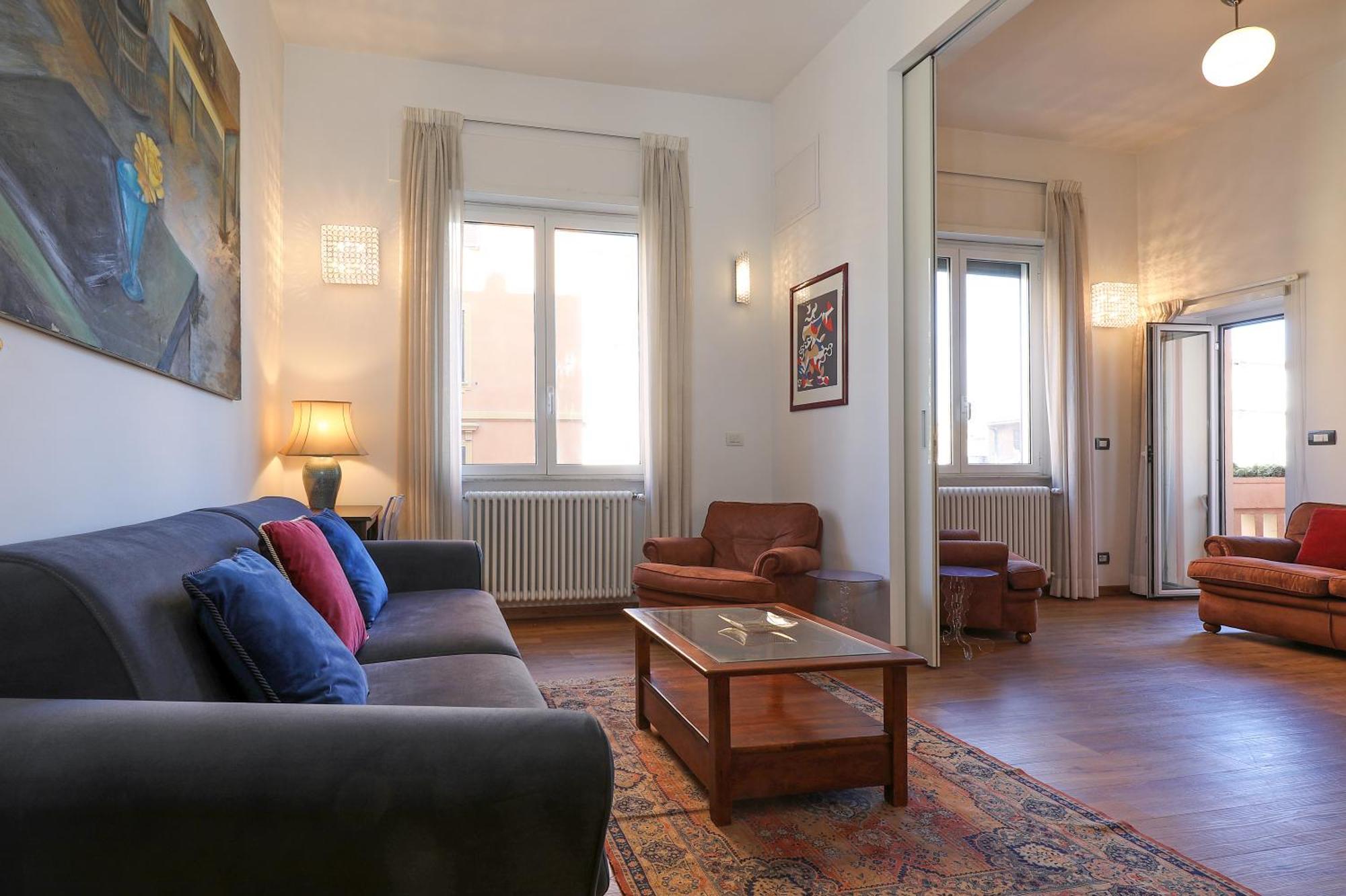 Gioiello Nel Cuore Di Trastevere Rom